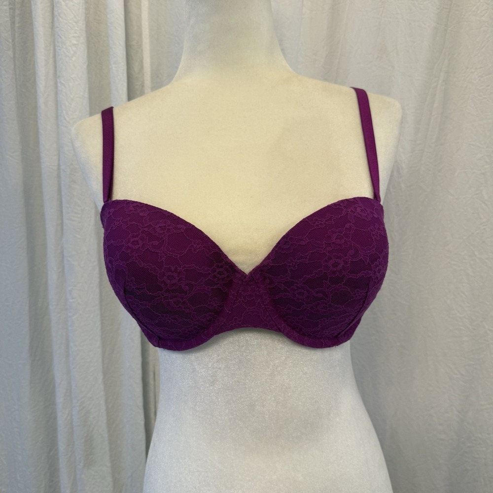 Victoria's Secret Women's 38C Purple Lace Lightly Padded Underwire Bra
